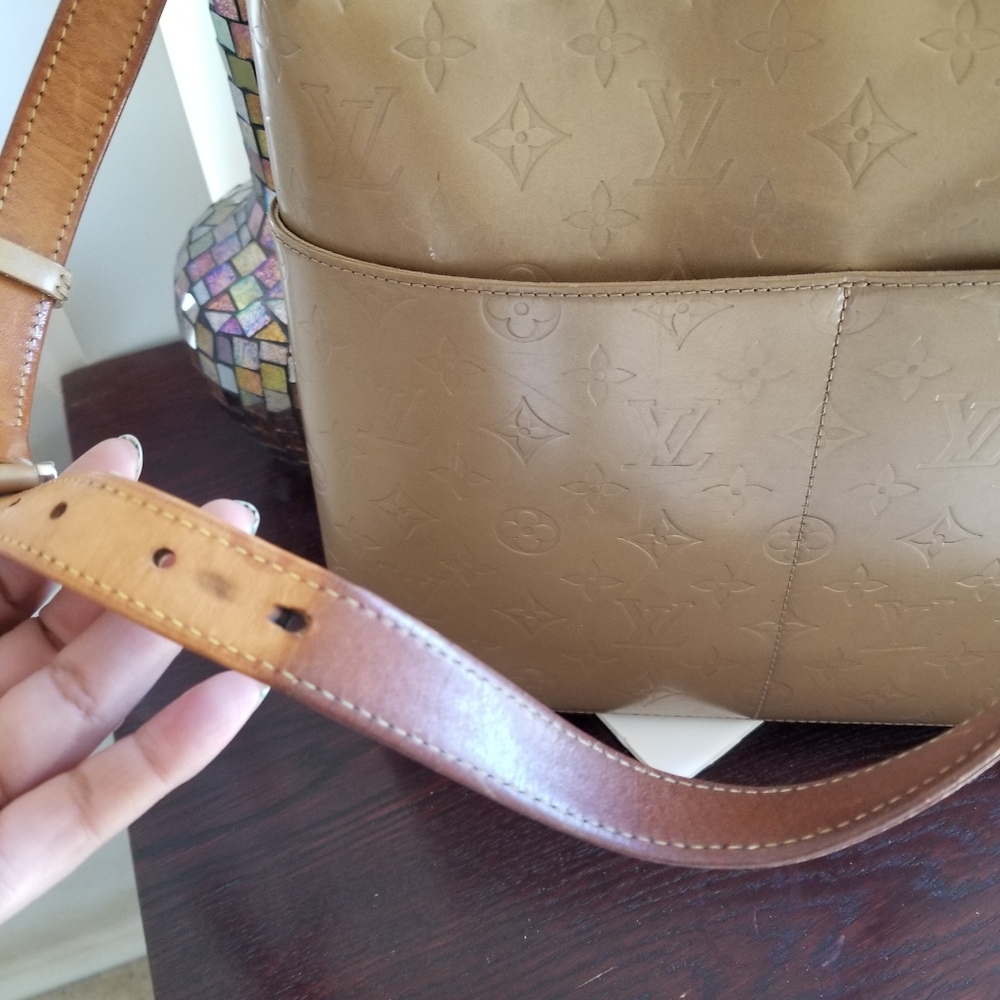 Sale! 1 week only Louis Vuitton discontinued Sutter matte shoulder bag - Picture 7 of 16